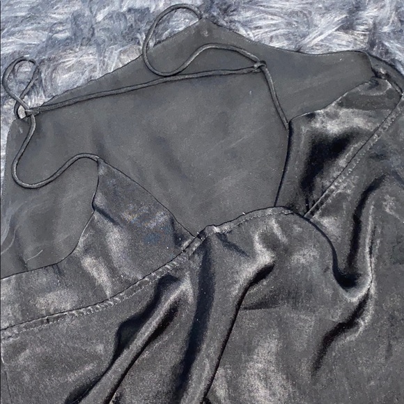 Black crop top - Picture 2 of 2